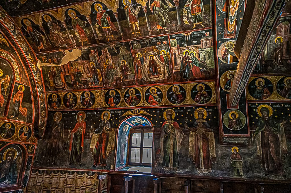 Tour of a small orthodox church 0850