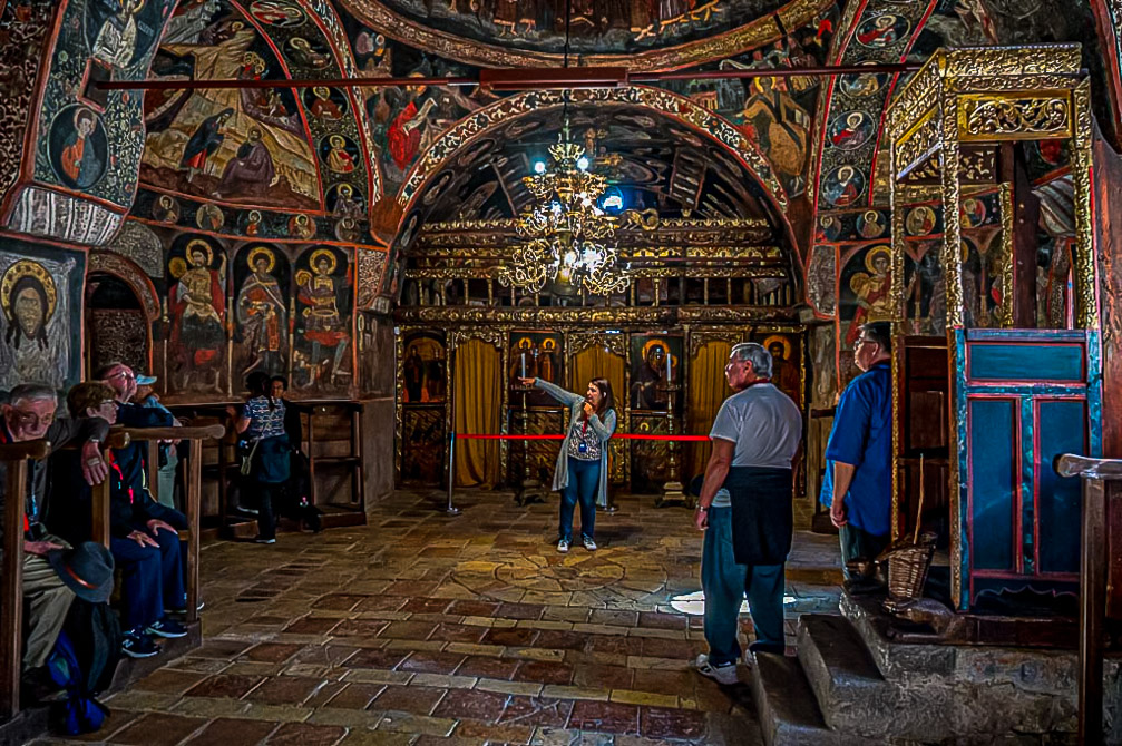 Tour of a small orthodox church 0858