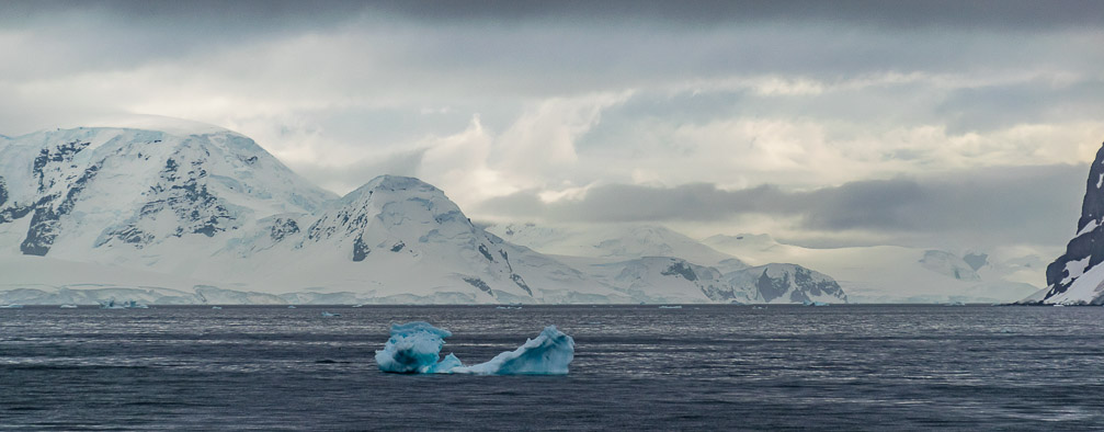 Officially the blue-est iceberg in the Southern Ocean 9267