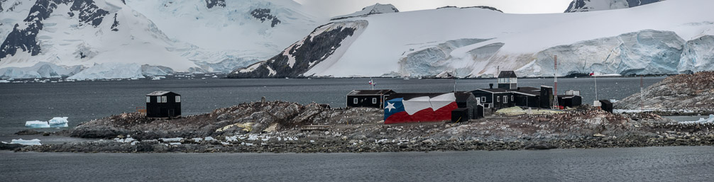 3 teams visited this Chilean Station before high seas stopped the visit