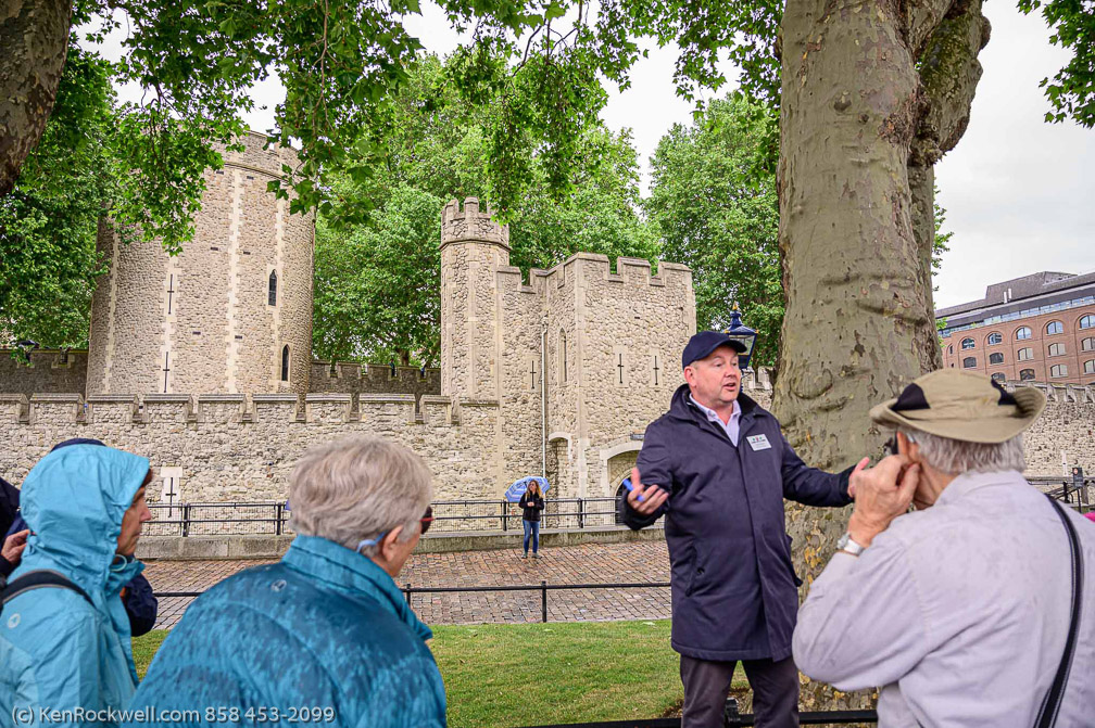 Craig explains the Tower of London 0181