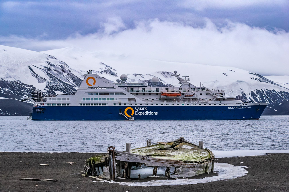 New Boat - Old Boat  0970