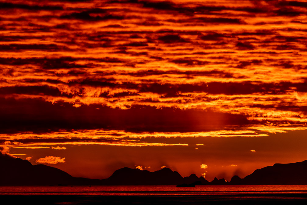 Everyone watched the sunset  0732-2