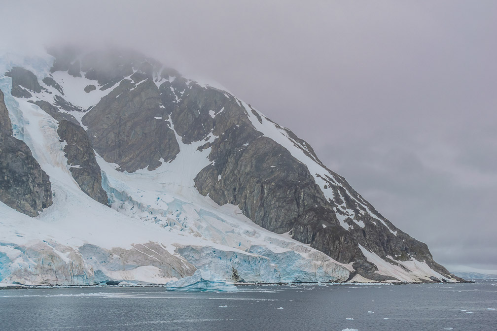 Glaciers 9289