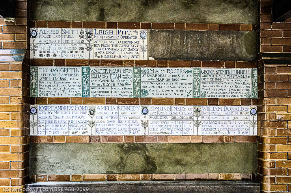 Watts Memorial  0565